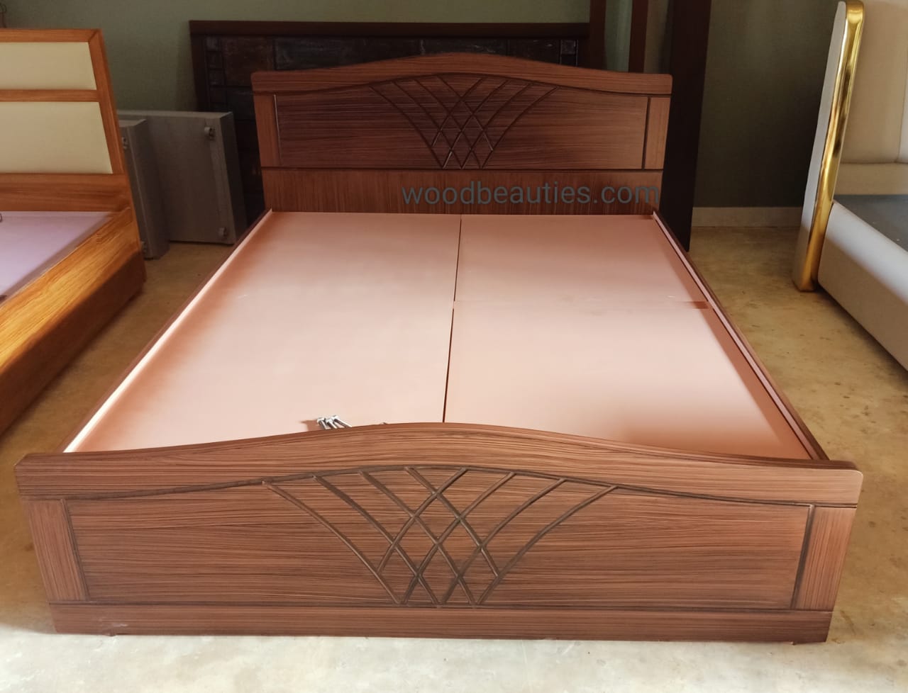 Queen Size Bed with Dark Walnut Polish