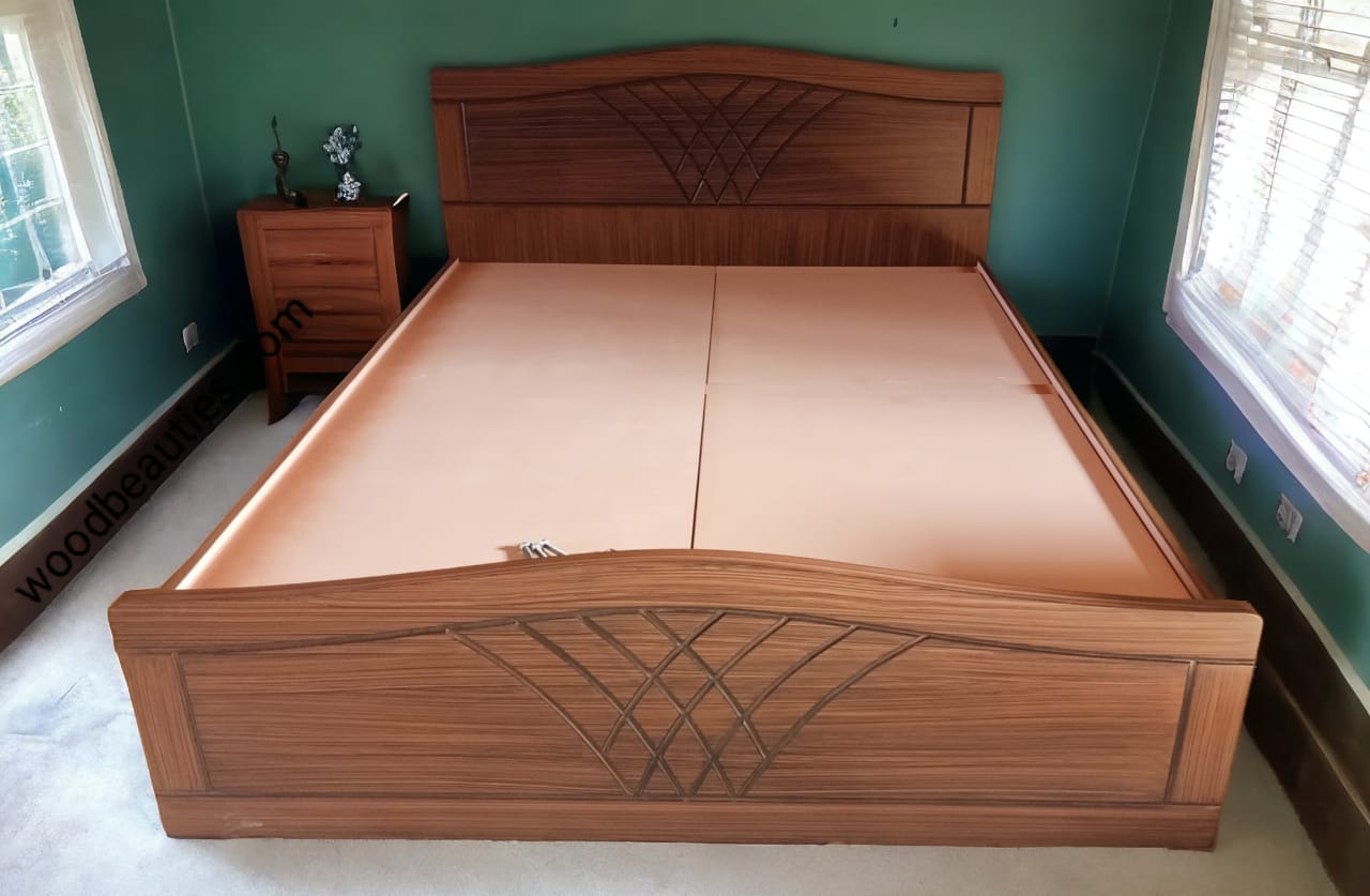 Queen Size Bed with Dark Walnut Polish